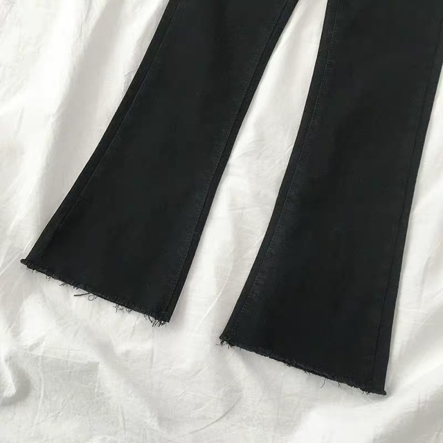 QUẦN JEANS ỐNG LOE ĐEN TRƠN - QB3003