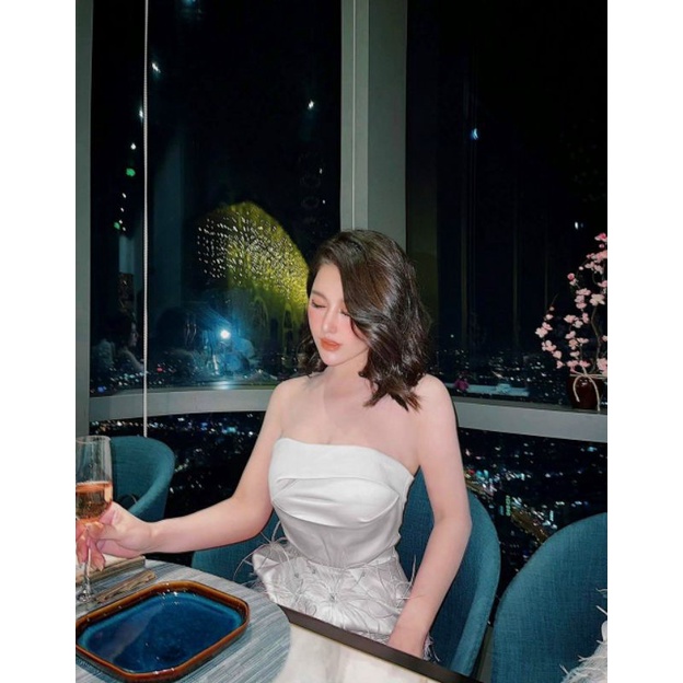 Đầm body cúp ngực kết lông vũ