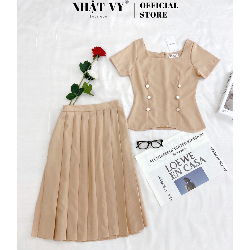 Set công sở NHẬT VY áo cổ vuông tà kiểu phối chân váy xếp ly chất cotton phù hợp đi chơi dạo phố - D2538
