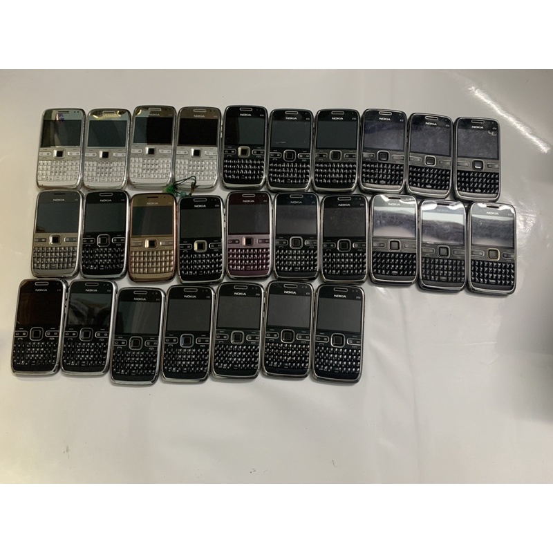 Điện thoại Nokia e72 cũ zin nguyên bản vỏ zin all. Có wifi 3g | Bảo hành 12 tháng