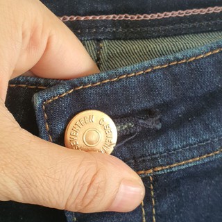 Quần jean ống đứng C17 của Edwin