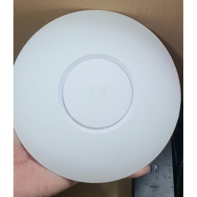 Phát wifi Unifi ac lite like new đẹp 96%