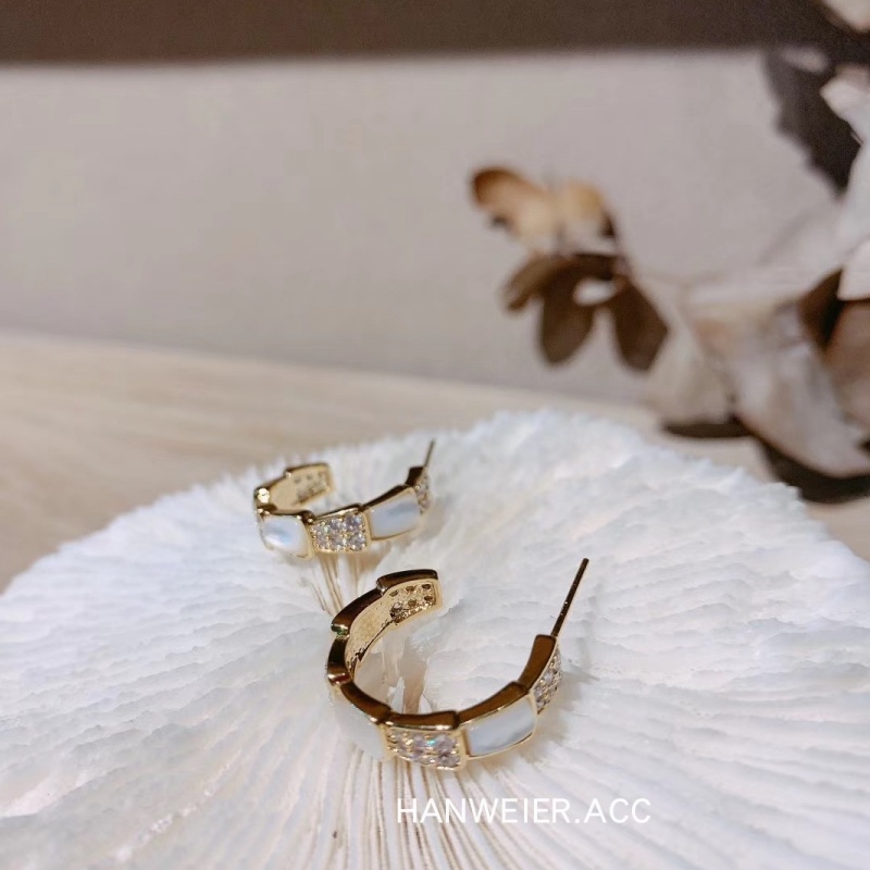 Bông Tai Chữ C Đính Đá Opal Lấp Lánh Thời Trang Hàn Quốc Cho Nữ