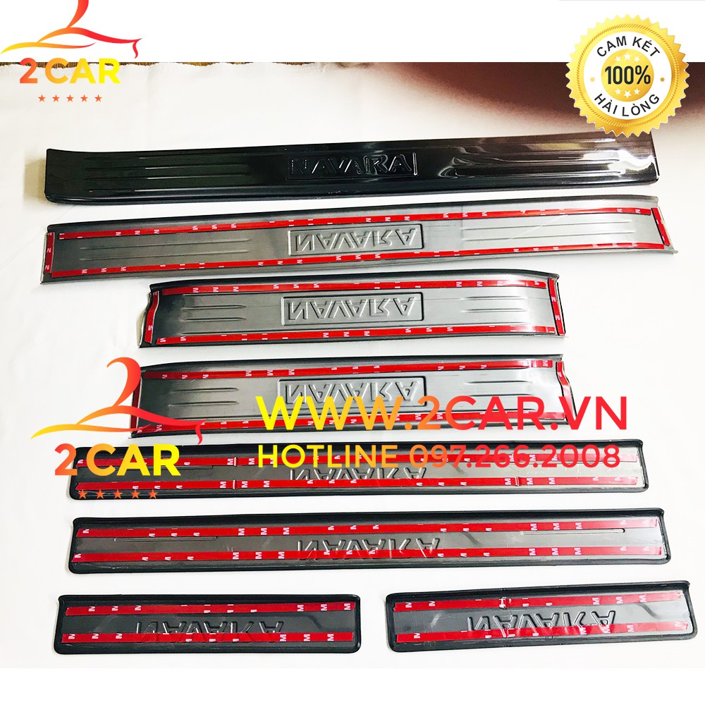 Nẹp bước chân trong, ngoài xe Nissan Navara 2015-2021 chất liệu titan cao cấp