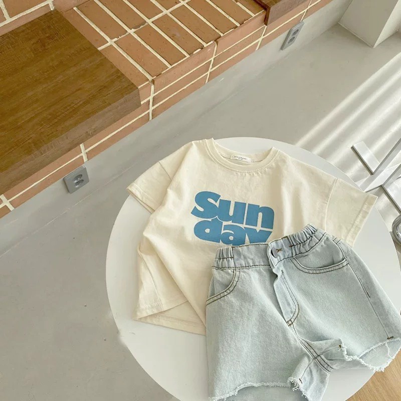 Áo phông trẻ em họa tiết Sunday chất liệu cotton Hàn mềm mại năng động, thoải mái