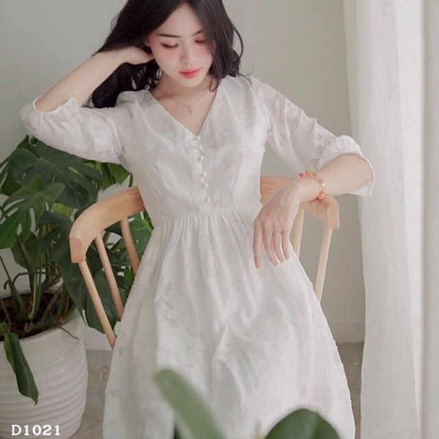 Đầm ren sang trọng bb