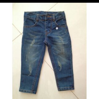 Quần jeans cào xước bé trai