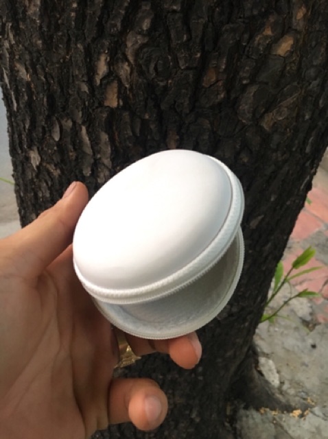 Hộp đựng tai nghe thanh lý
