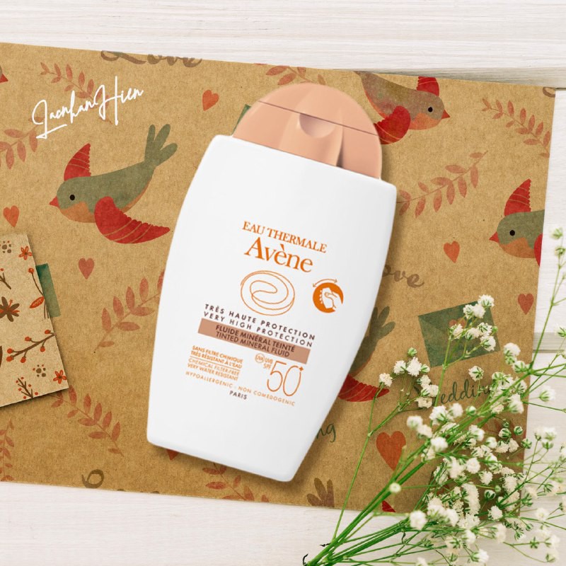 KEM CHỐNG NẮNG VẬT LÝ AVENE CHO DA RẤT NHẠY CẢM ❤ AVENE TINTED MINERAL FLUID SPF50+ (Bản có màu)