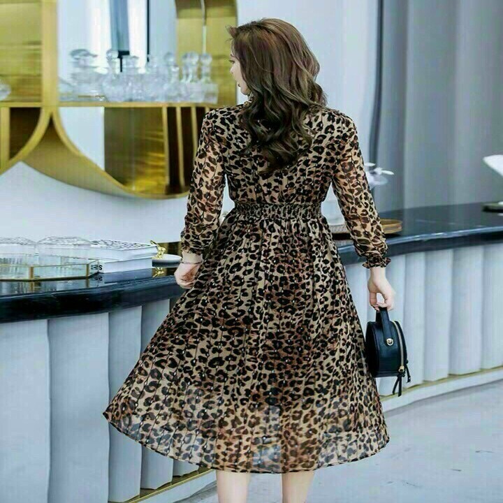 Váy đầm nữ dài tay họa tiết da beo thiết kế xòe xếp ly nhẹ sang chảnh | BigBuy360 - bigbuy360.vn