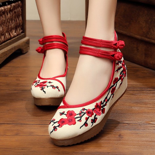 💥HÀNG MỚI VỀ💥 Sẵn- Giày Thêu Hoa Cổ Trang -5cm(Chát chọn mẫu) P2 | BigBuy360 - bigbuy360.vn
