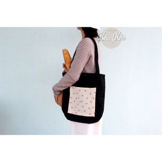 Túi tote handmade mix hoa nhí ảnh tụi mình tự chụp