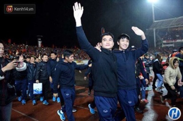 Áo nỉ lông cừu nam