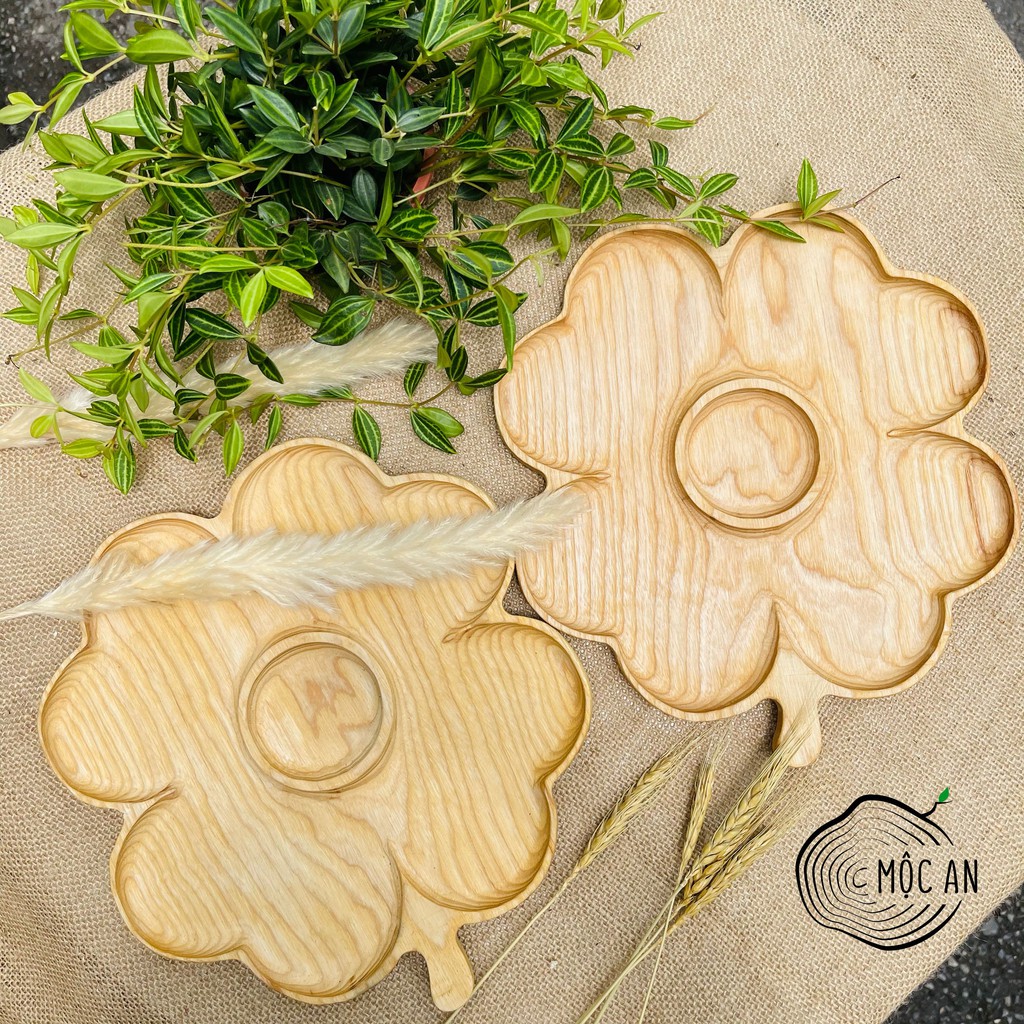 Khay gỗ decor chụp ảnh, khay đựng đồ bằng gỗ tần bì chống nước hình cỏ bốn lá MỘC AN