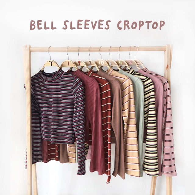 Bell sleeves - croptop dài tay loe | BigBuy360 - bigbuy360.vn