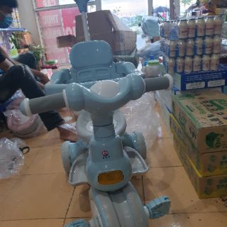 Xe đẩy 3 bánh 618
