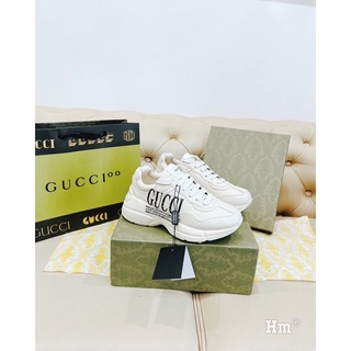 GIÀY THỂ THAO GC CHỮ