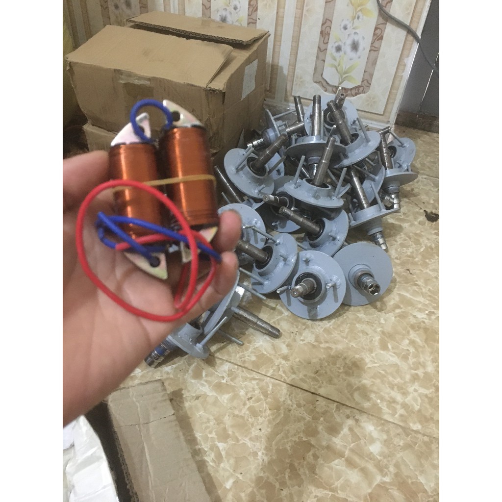 Củ phát điện 220 gắn xe máy