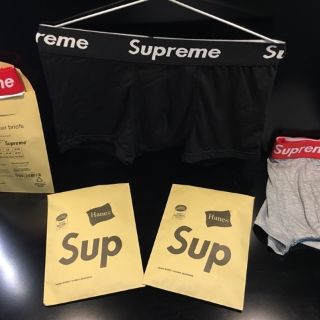 Đồ lót nam cao cấp Supreme để