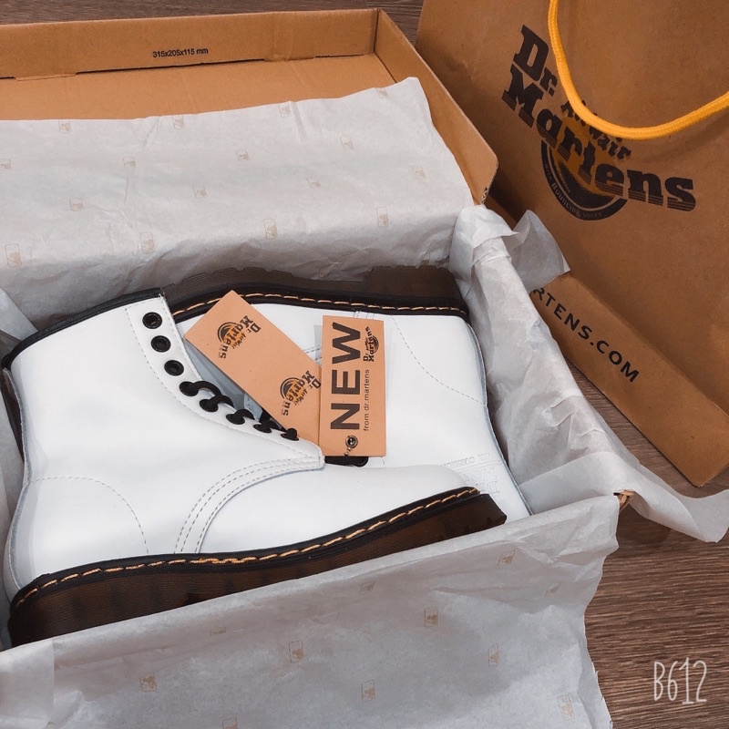 GIẦY DR MARTEN TRẮNG 1:1 CAO CẤP