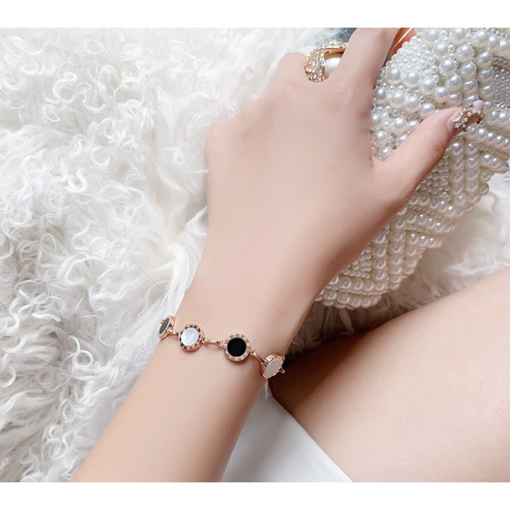 LẮC TAY TITAN SỐ LA MÃ TA128 SIÊU ĐẸP BỀN MÀU