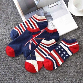 Combo 1 đôi giày + 1 set tất 10 đôi