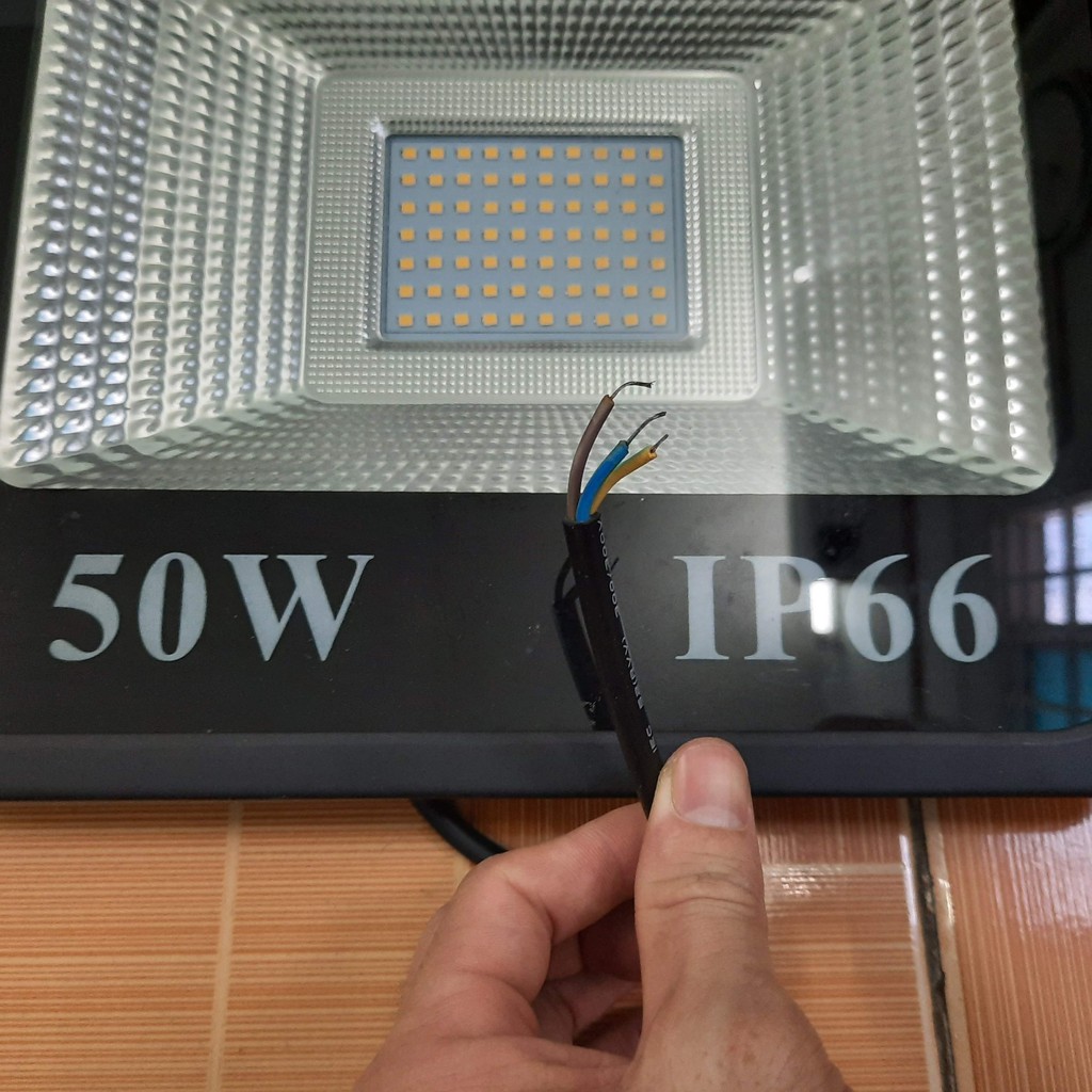 Đèn Pha led công trình chuyên dùng COB 50W chống nước tiêu chuẩn IP66 ánh sáng trắng 3000k