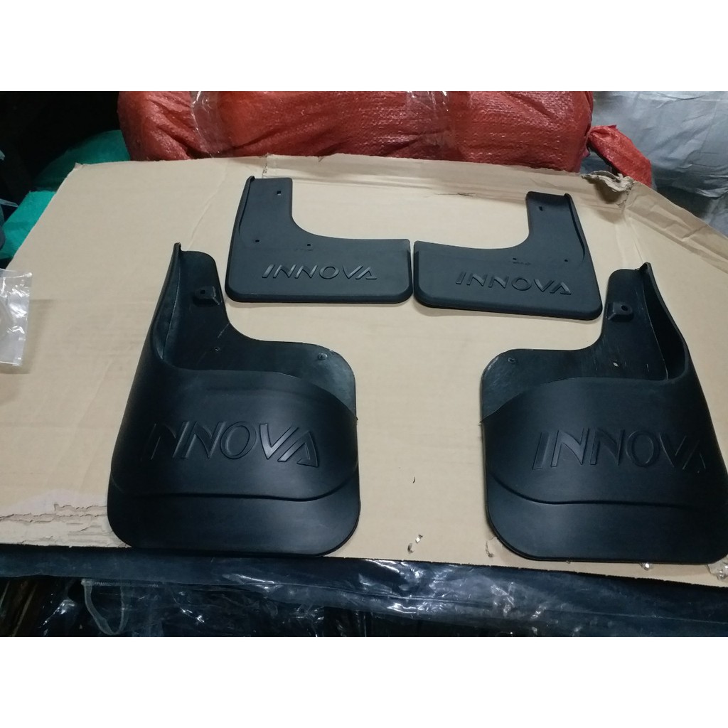 Bộ chắn bùn Toyota Innova 2012,2013,2014,2015,2016.