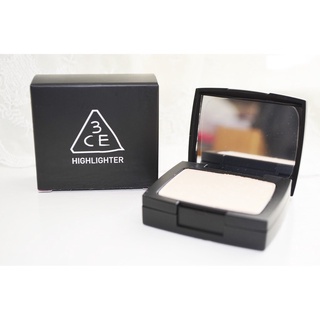 Bảng Phấn Highlight 3CE STROBING SKIN PALETTE