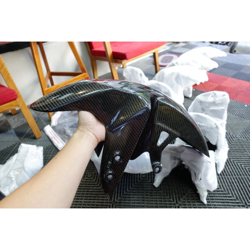 Dè carbon fiber trước Yamaha R15 - Home motorcycle workshop
