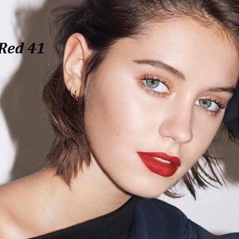 Săn SALE son kem lì Burberry 37 Regiment Red - 41 Military Red