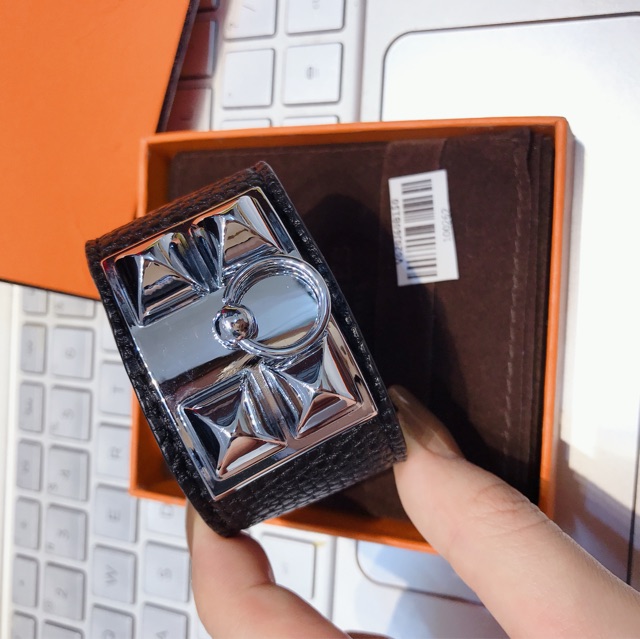 Vòng tay da HM khóa bạc sang chảnh - HipHip Accessories