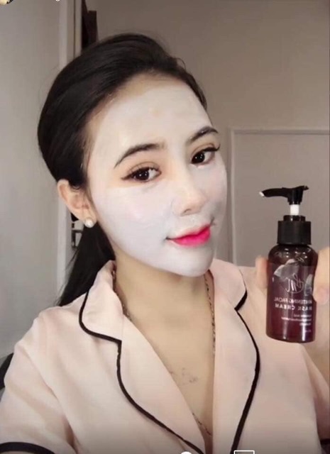 khoá trắng HM cosmetic