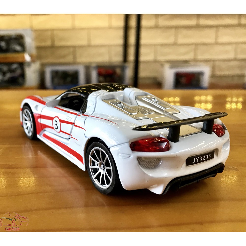 Mô hình xe ô tô Porsche 918 Martini tỉ lệ 1:32 màu trắng