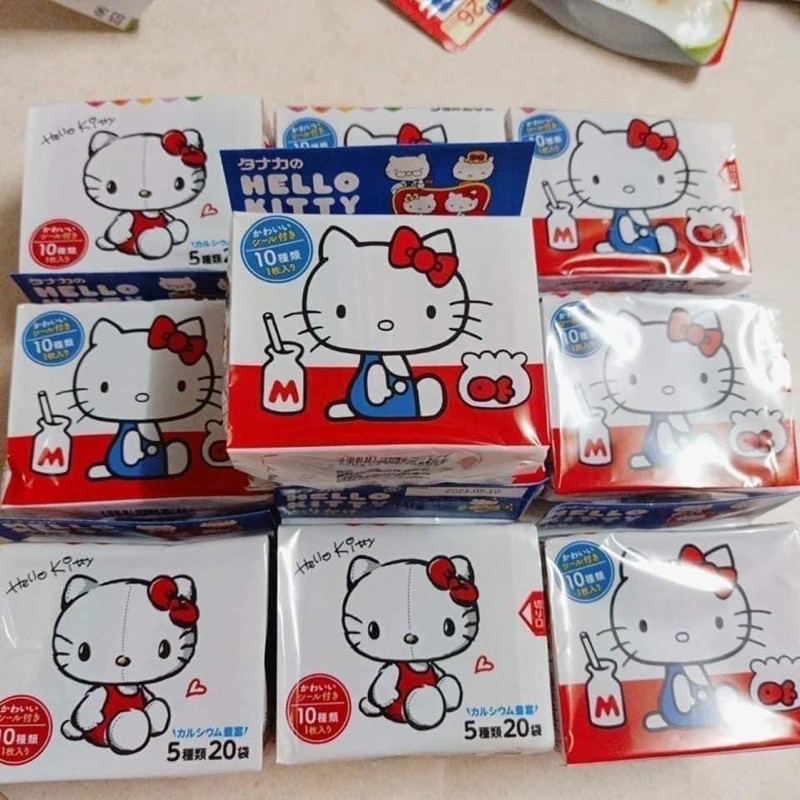 Rắc cơm Hello Kitty Nhật cho bé ăn dặm