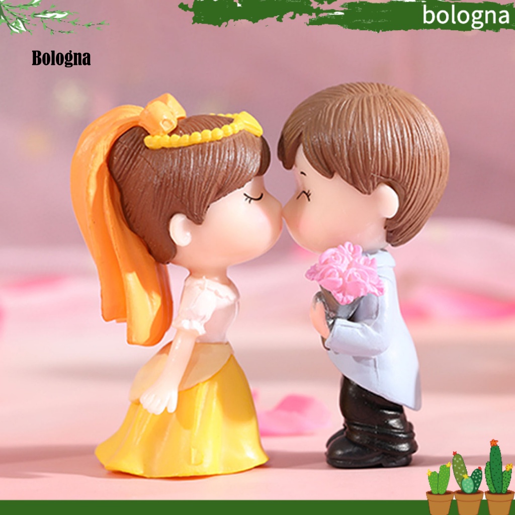 Mô Hình Cặp Đôi Bằng Nhựa Sống Động Như Thật Trang Trí Sân Vườn/Valentine