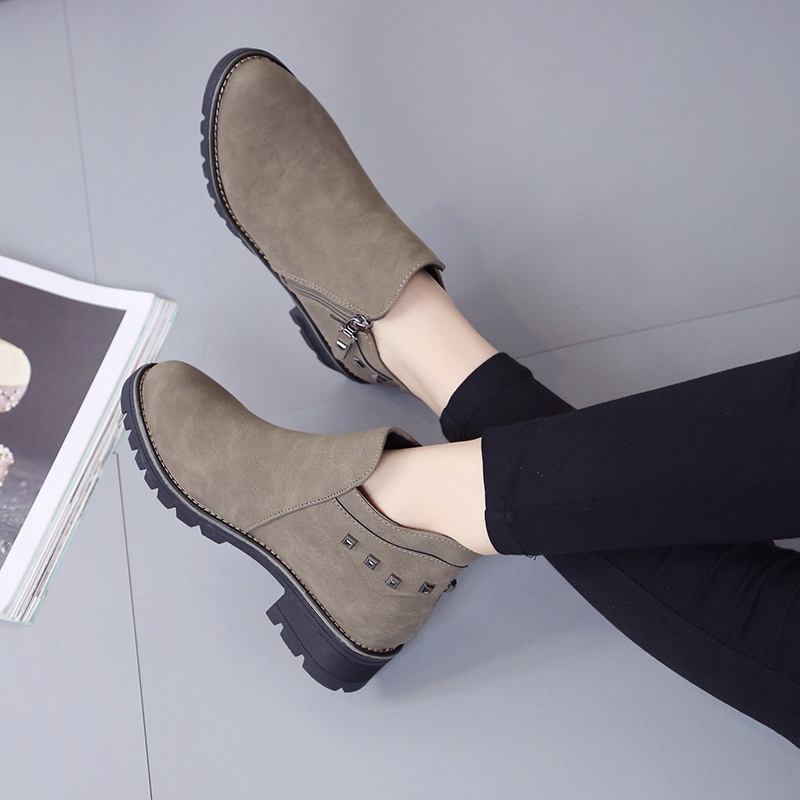 Bốt nữ bằng da lộn phong cách cổ điển thời trang cơ bản | BigBuy360 - bigbuy360.vn