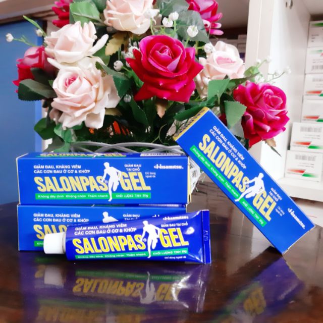 Gel xoa bóp giảm đau SALONPAS