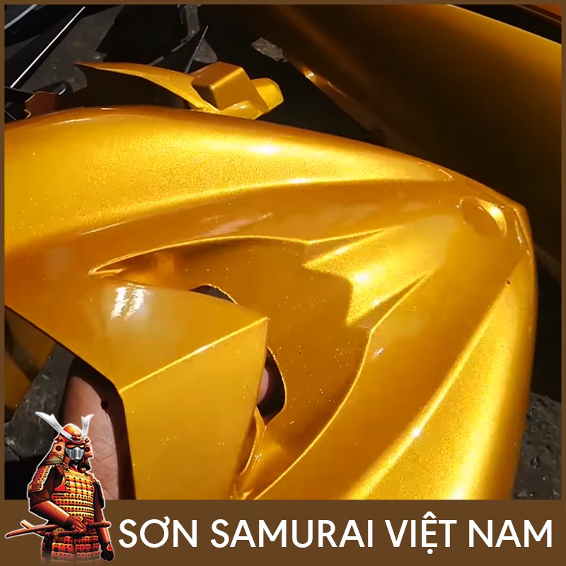 SƠN SAMURAI 1102 MÀU VÀNG KẸO ÁNH KIM - SƠN XỊT MÃ MÀU 1102 VÀNG HONDA 400ML