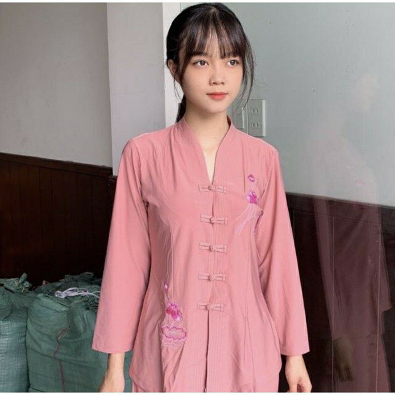 Đồ lam đi chùa