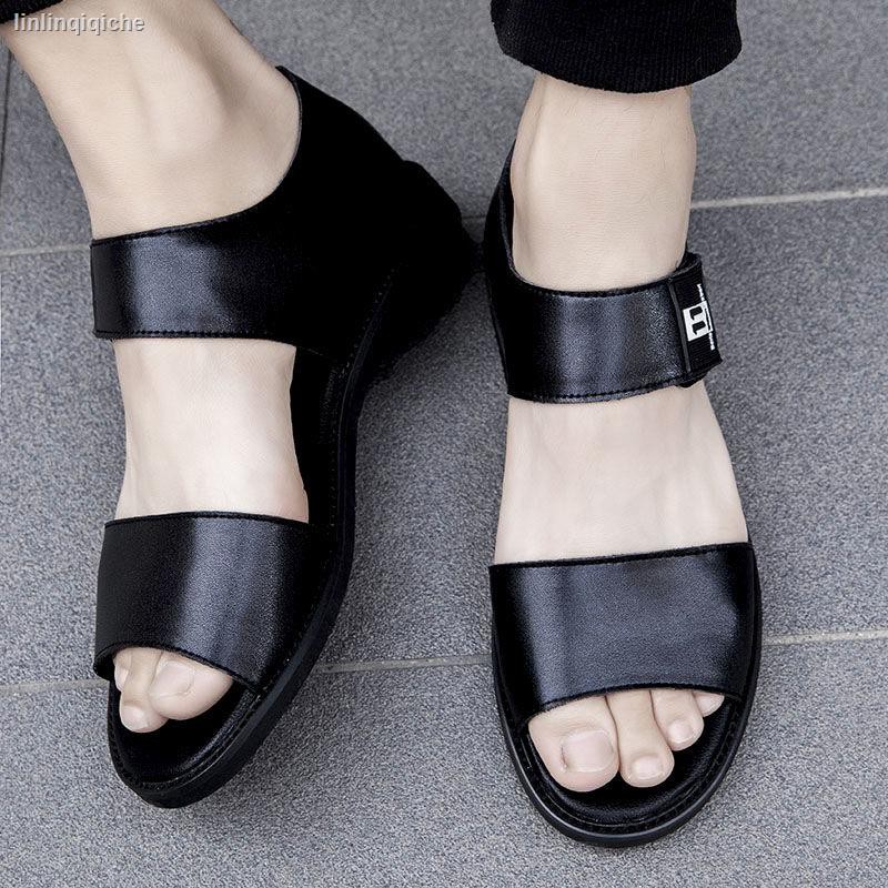 Giày Sandal Da Thật Đục Lỗ Cỡ Lớn Thời Trang Đi Biển