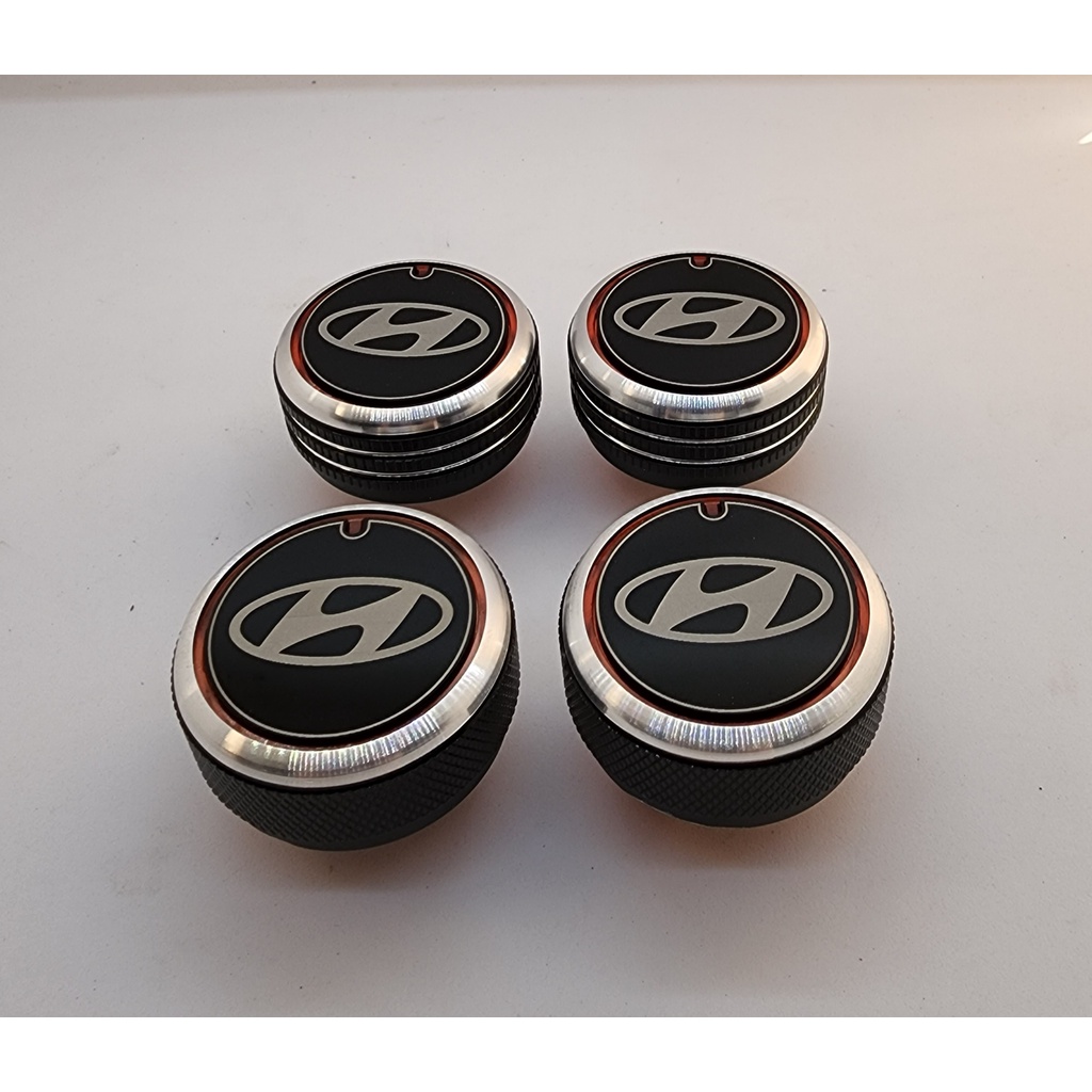 Núm điều hòa xe Hyundai Accent Model: 2017-2022 MT Base/AT Tiêu chuẩn