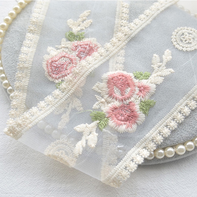 Tấm Vải Ren Hoa Thêu 1 Yard Dùng May Đồ / Trang Trí Ghế Sofa