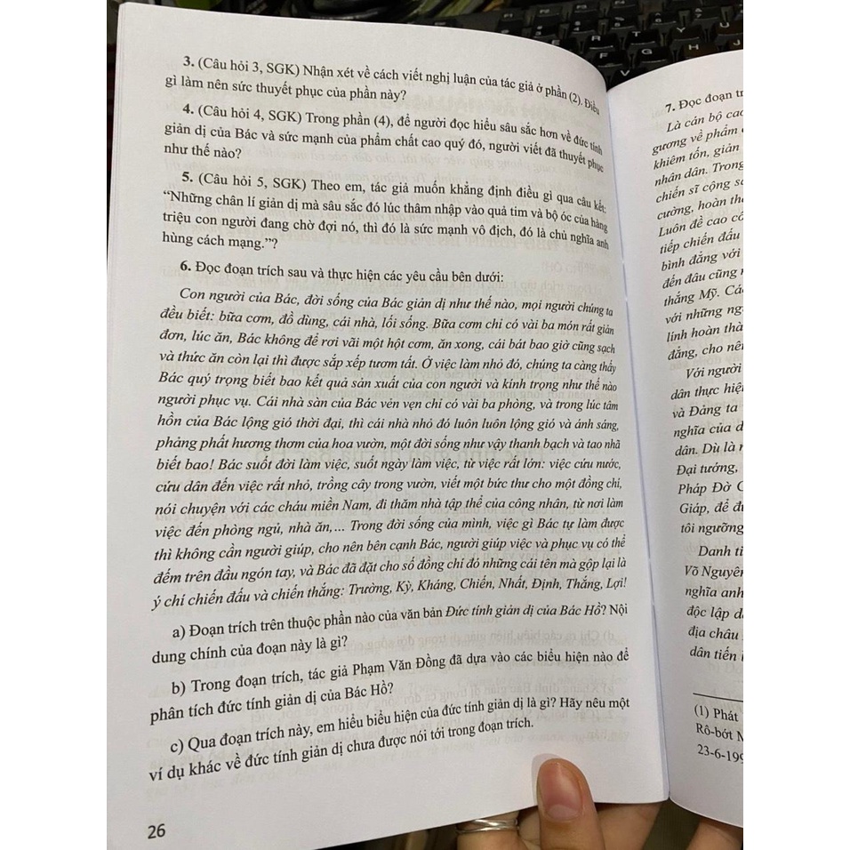 Sách - Bài tập Ngữ Văn 7 tập 2 bán kèm 1 tẩy chì cánh diều