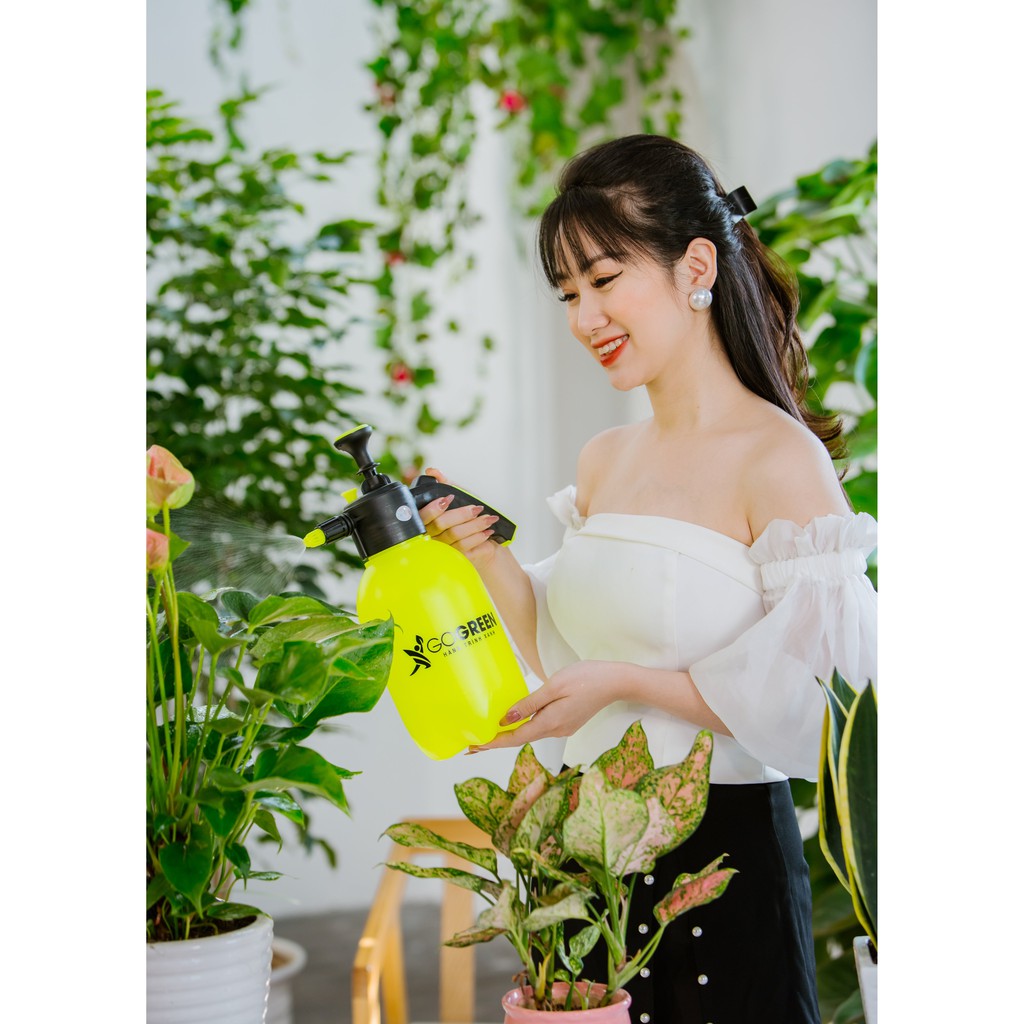 Bình Tưới Cây GoGreen 2L- Bình Xịt Nước Tưới Cây Cảnh, Cây Hoa - Nhựa PE cao cấp siêu bền (màu xanh neon)