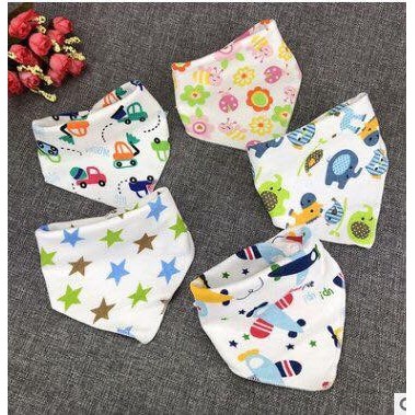 Set 5 Yếm tam giác COTTON có khuy bấm cho bé yêu (giao mẫu ngẫu nhiên) / Khăn yếm ăn