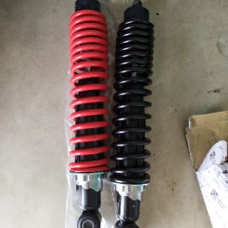 Phuộc nhún sau vespa