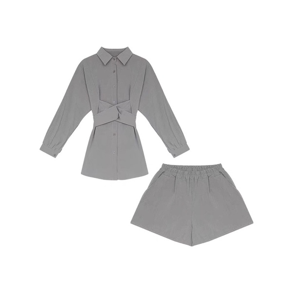 Set quần Short+ Áo sơmi tay dài xoắn eo tôn dáng kèm ảnh chụp thật của Shop