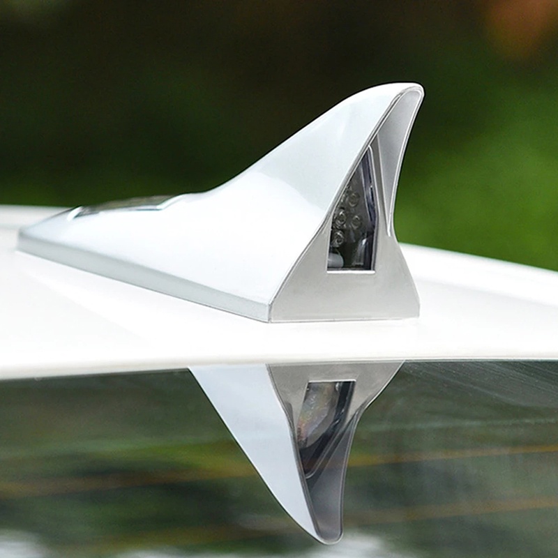 Đèn Đuôi Cá Mập Chống Nước Chống Va Chạm Sử Dụng Năng Lượng Mặt Trời Trang Trí Nóc Xe Hơi