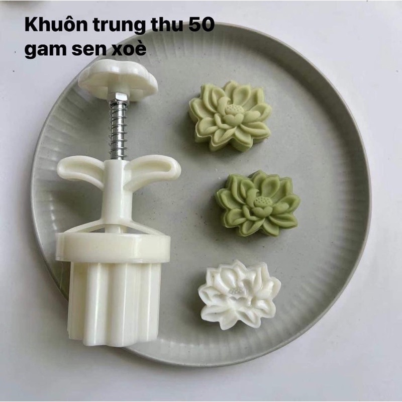 Khuôn bánh trung thu 50g mẫu sen 2022